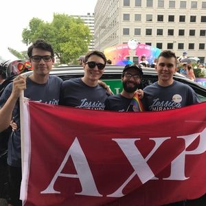 Meet your Posher, Wade